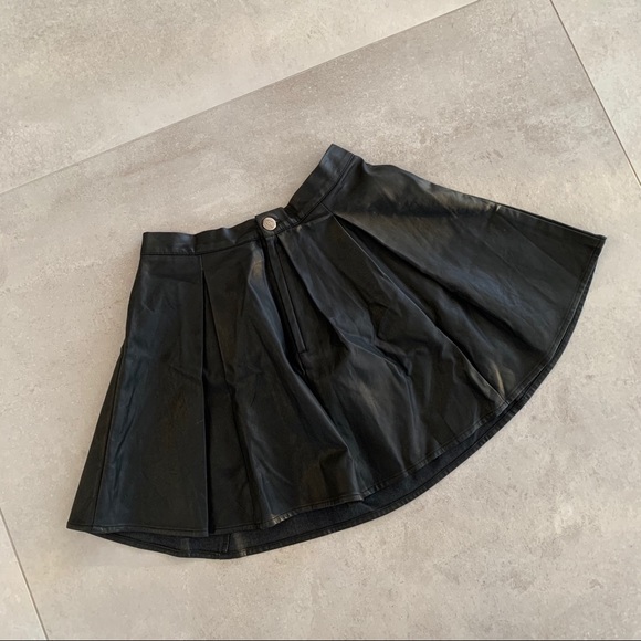 MINKPINK PLEATHER SKIRT - Picture 8 of 10